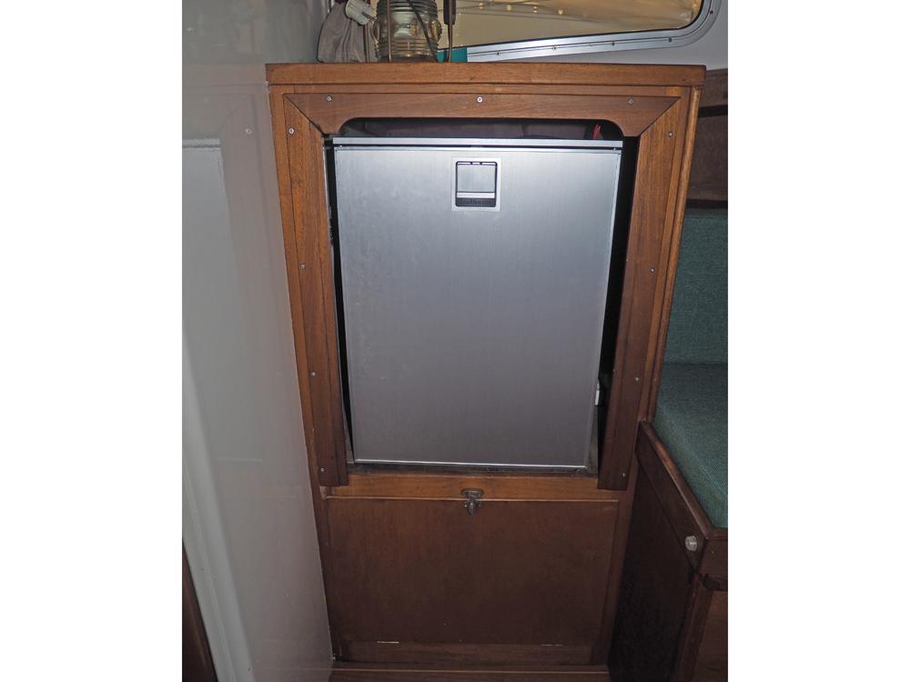 Cabin en avant, Hébergements